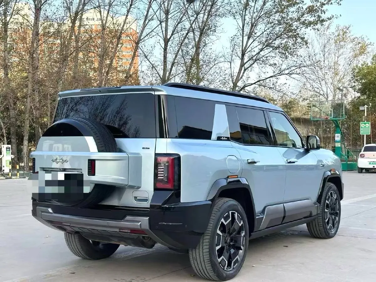 2025 FangChengBao Bao 8 2.0T 245HP L4 E-CVT PHEV 36.8KWH,autocango,china used car exporter,china ev exporter,chinese used car exporter,chinese used ev exporter