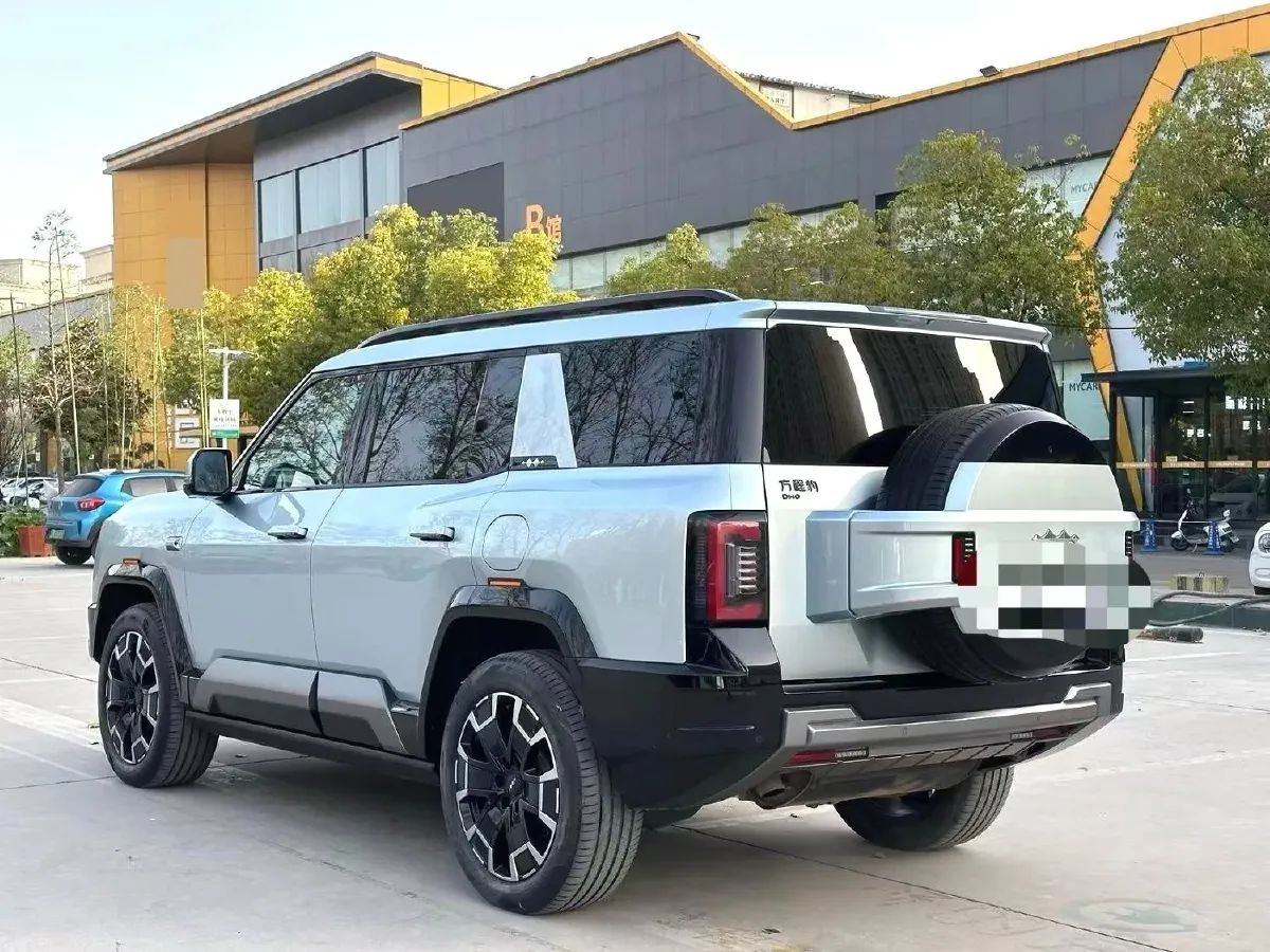 2025 FangChengBao Bao 8 2.0T 245HP L4 E-CVT PHEV 36.8KWH,autocango,china used car exporter,china ev exporter,chinese used car exporter,chinese used ev exporter