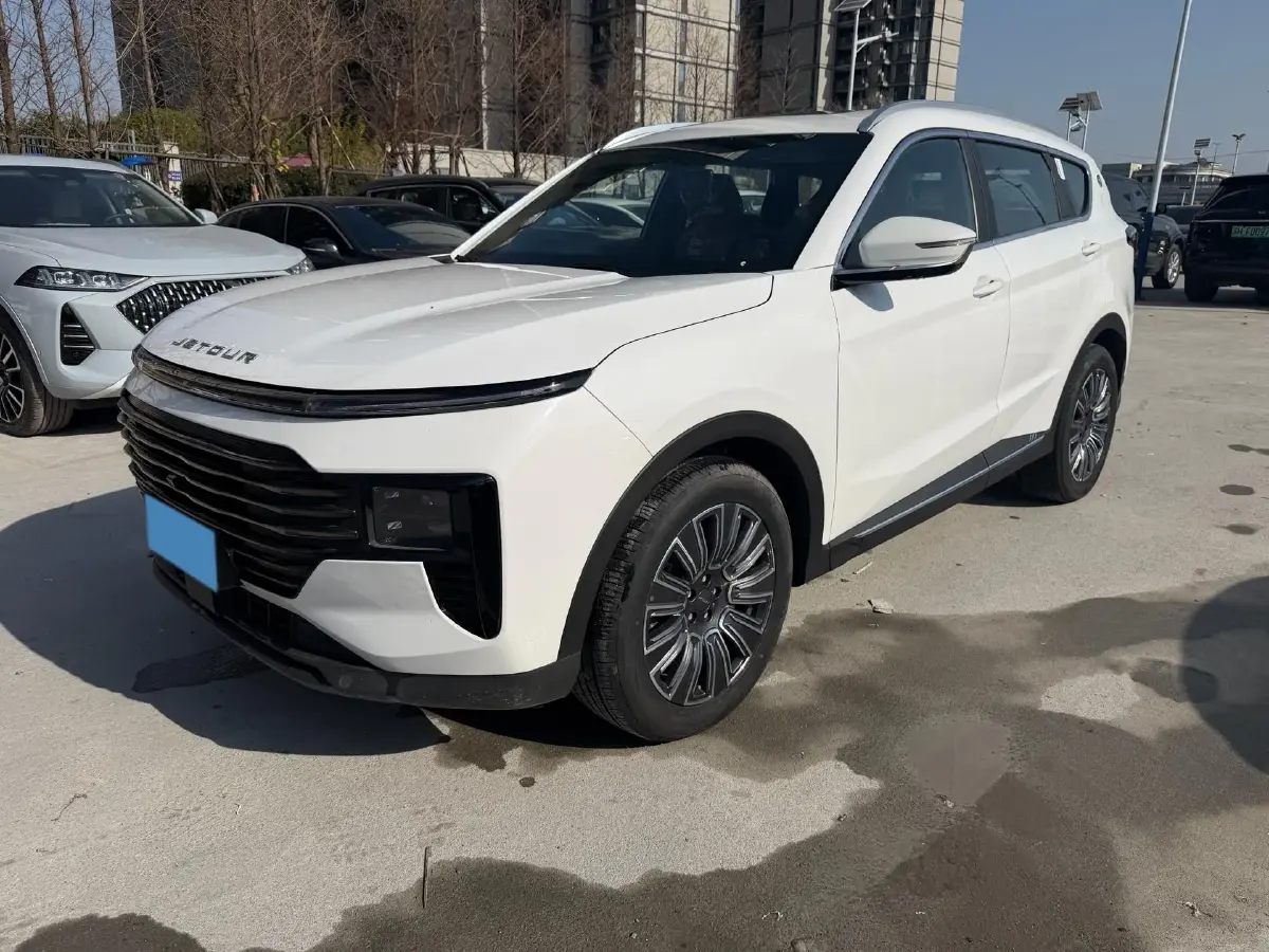 2025 Jetour X70 Plus 1.5T 156HP L4 6DCT
