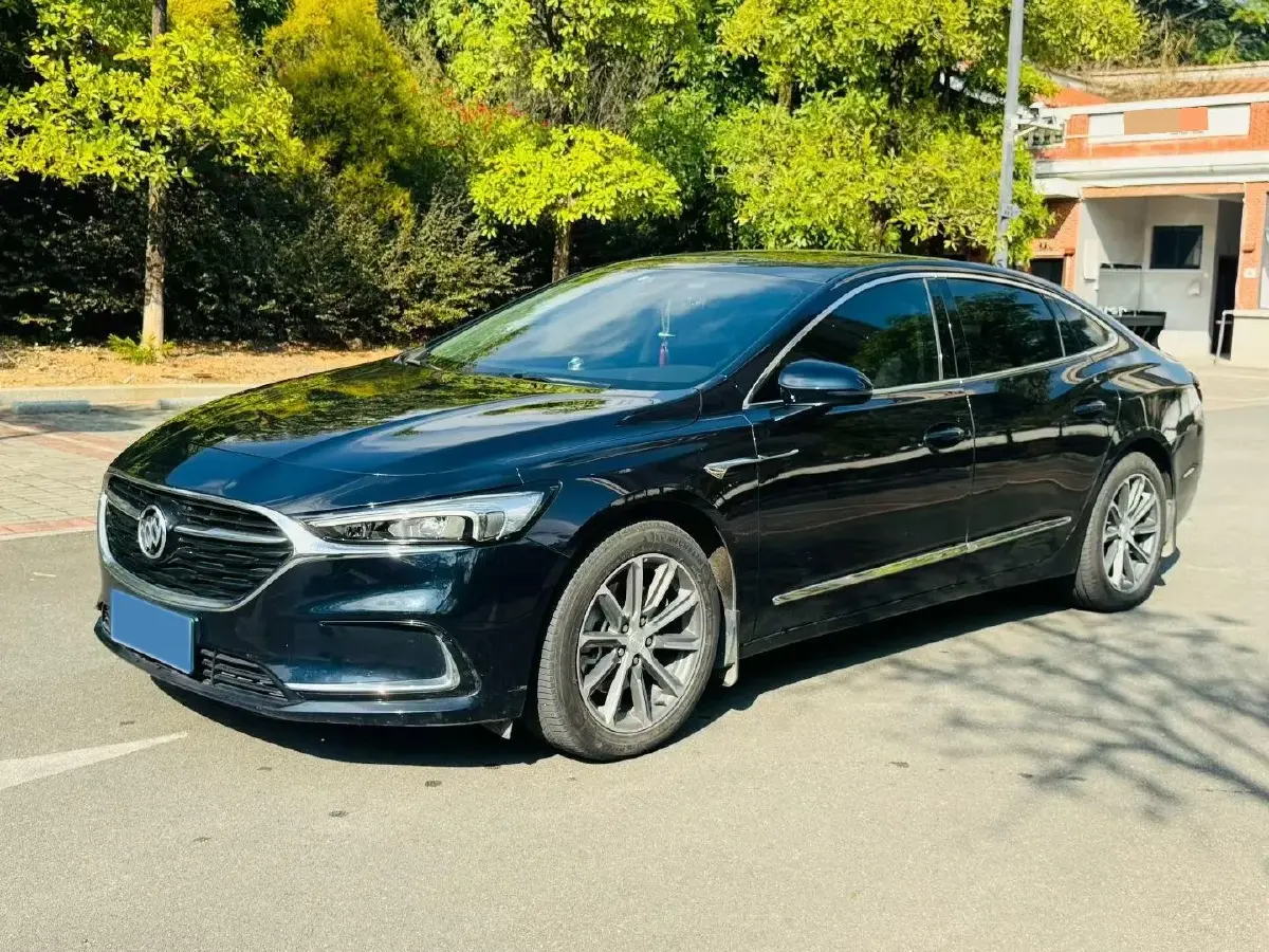 2020 Buick Larcosse 2.0T 237HP L4 9AT