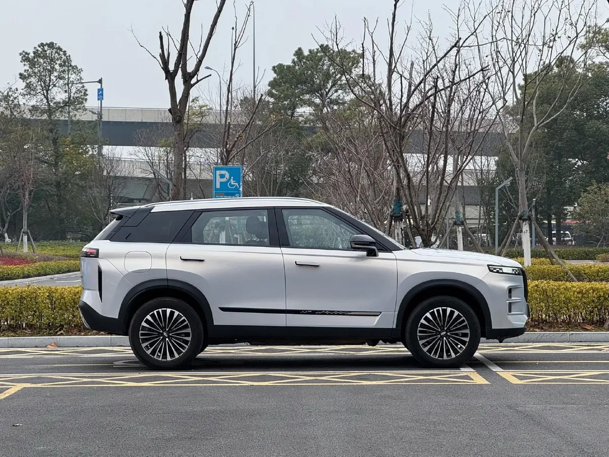 2024 Chery Exploration 06 C-DM 1.5T 156HP L4 DHT PHEV 18.3KWH,autocango,china used car exporter,china ev exporter,chinese used car exporter,chinese used ev exporter