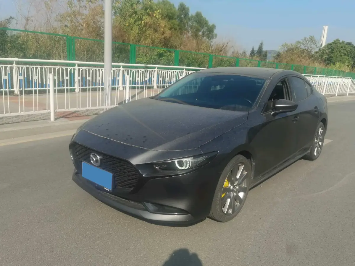 2022 Mazda 3 Axela 2.0L 158HP L4 6AT