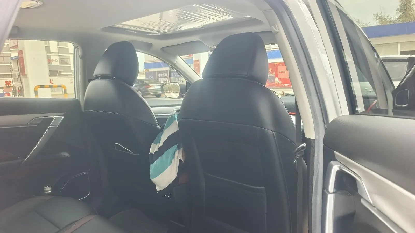 2021 Geely Coolray 1.4T 141HP L4 6DCT,autocango,china used car exporter,china ev exporter,chinese used car exporter,chinese used ev exporter