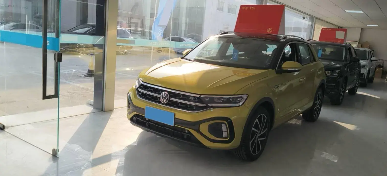2023 Volkswagen T-Roc 1.5T 160HP L4 7DCT
