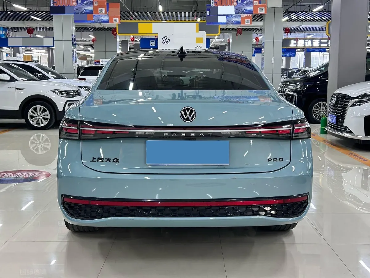 2025 Volkswagen Passat 2.0T 220HP L4 7DCT,autocango,china used car exporter,china ev exporter,chinese used car exporter,chinese used ev exporter