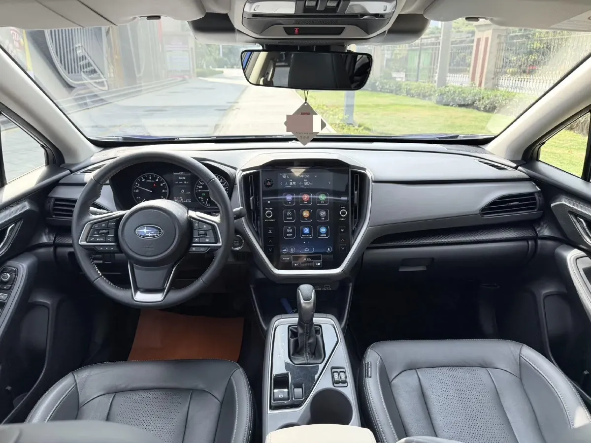 2024 Subaru Crosstrek 2.5L 169HP H4 CVT,autocango,china used car exporter,china ev exporter,chinese used car exporter,chinese used ev exporter