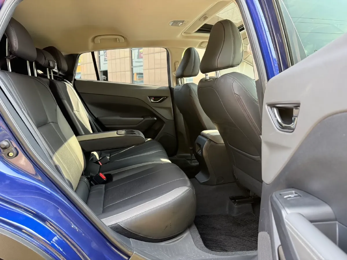 2024 Subaru Crosstrek 2.5L 169HP H4 CVT,autocango,china used car exporter,china ev exporter,chinese used car exporter,chinese used ev exporter