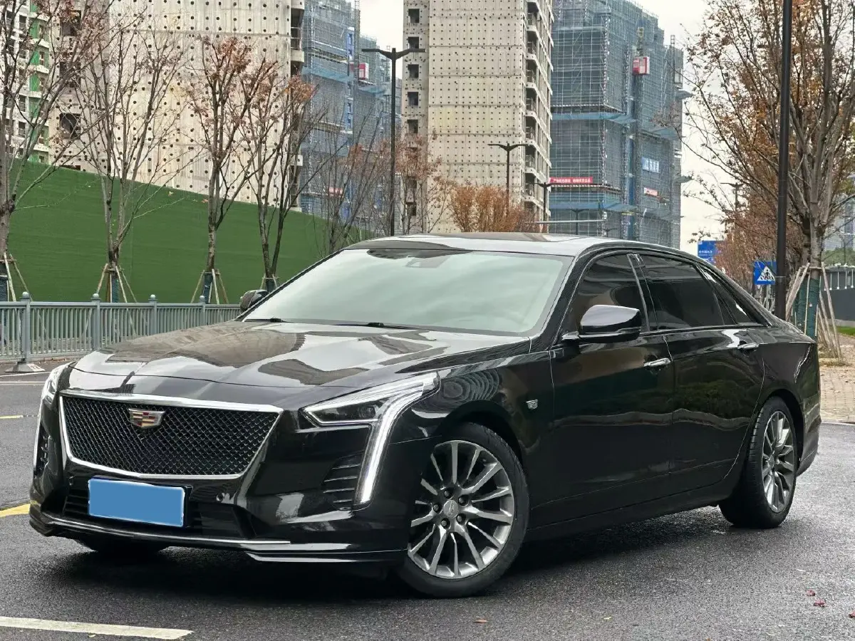2022 Cadillac CT6 2.0T 237HP L4 10AT
