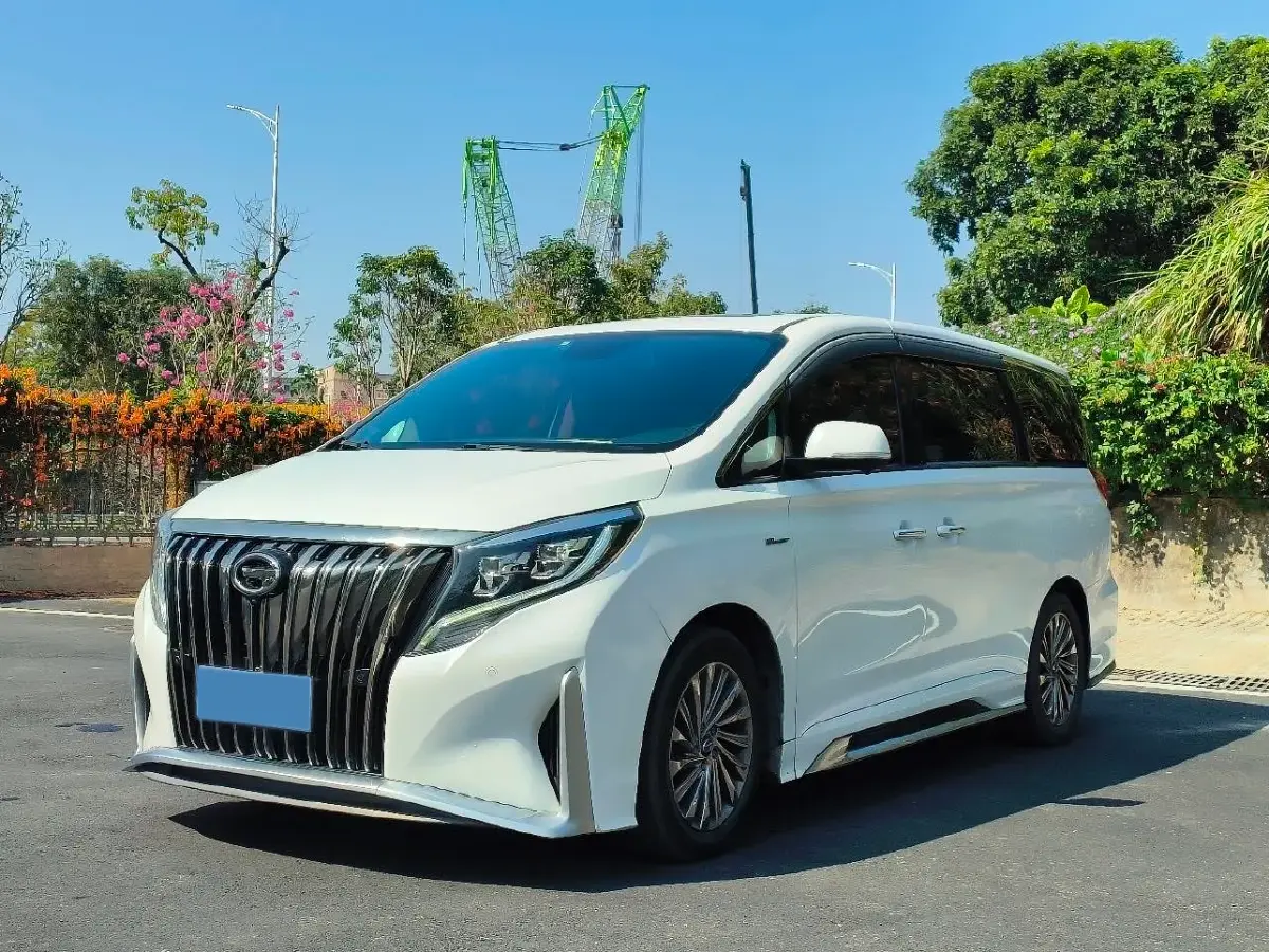 2021 GAC Trumpchi M8 2.0T 252HP L4 8AT