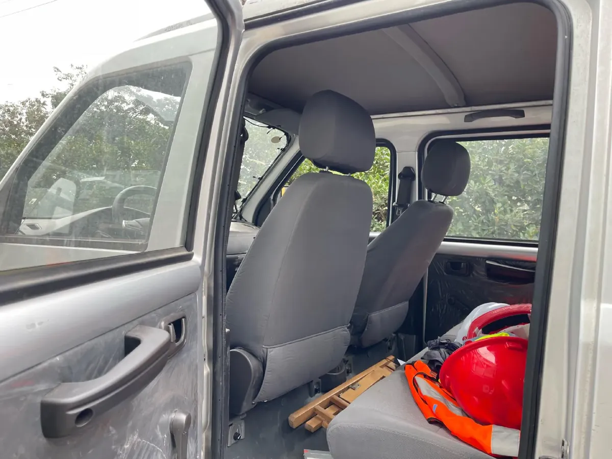 2022 WuLing RongGuang Mini Truck EV BEV 41.5KWH,autocango,china used car exporter,china ev exporter,chinese used car exporter,chinese used ev exporter