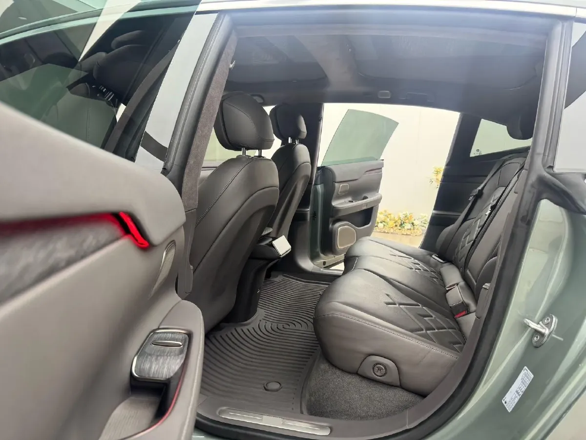 2022 NIO ET7 BEV 100KWH,autocango,china used car exporter,china ev exporter,chinese used car exporter,chinese used ev exporter