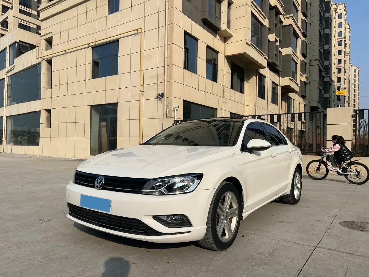 2017 Volkswagen Lamando 1.4T 150HP L4 7DCT