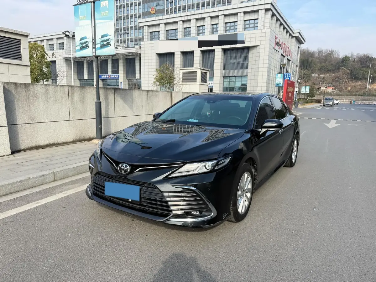 2021 Toyota Camry 2.0L 178HP L4 CVT