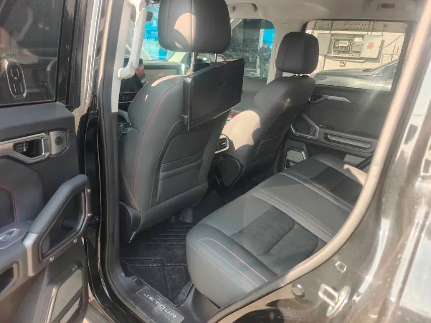 2023 Jetour Traveller 2.0T 254HP L4 8AT,autocango,china used car exporter,china ev exporter,chinese used car exporter,chinese used ev exporter