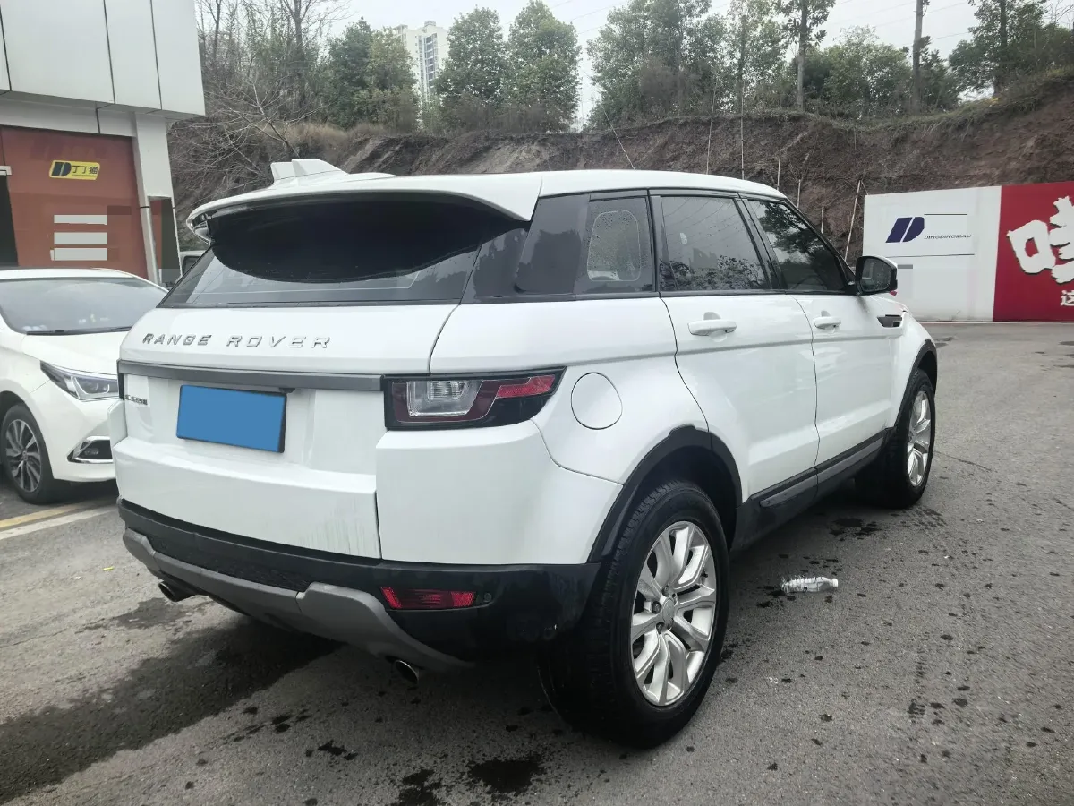 2018 Land Rover Range Rover Evoque 2.0T 241HP L4 9AT,autocango,china used car exporter,china ev exporter,chinese used car exporter,chinese used ev exporter