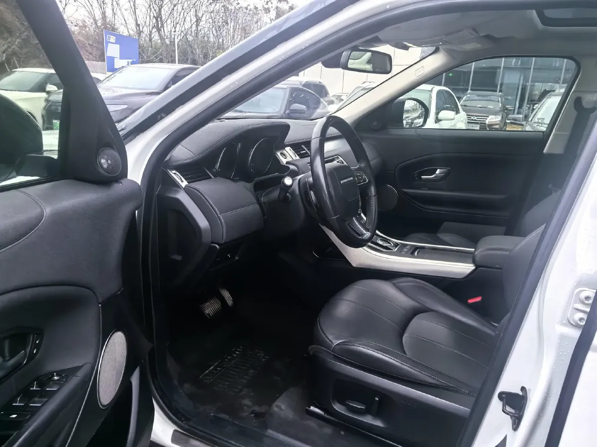 2018 Land Rover Range Rover Evoque 2.0T 241HP L4 9AT,autocango,china used car exporter,china ev exporter,chinese used car exporter,chinese used ev exporter