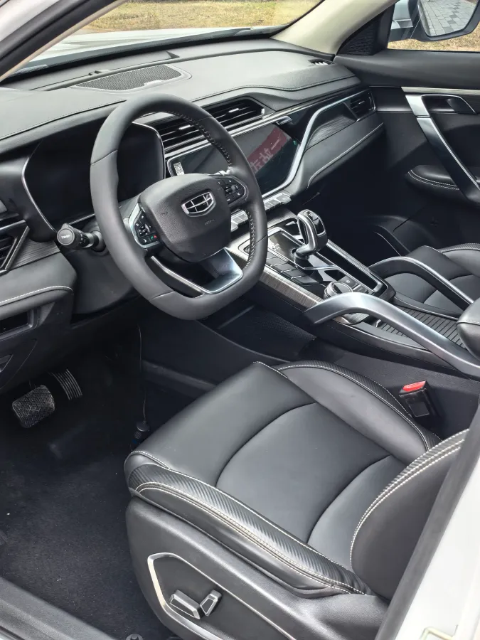 2020 Geely Azkarra 1.8T 184HP L4 7DCT,autocango,china used car exporter,china ev exporter,chinese used car exporter,chinese used ev exporter