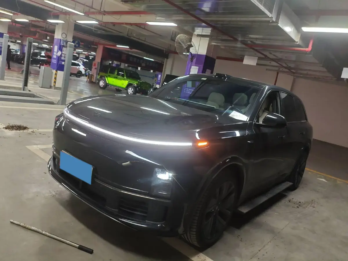 2024 Li L8 Range Extended 154HP REEV 42.8KWH