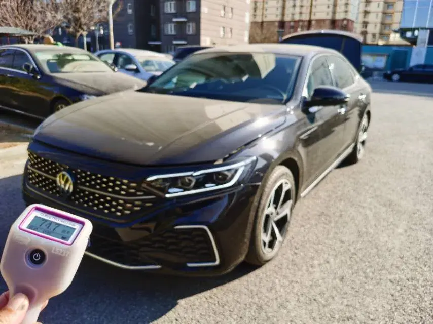 2024 Volkswagen Passat 2.0T 220HP L4 7DCT