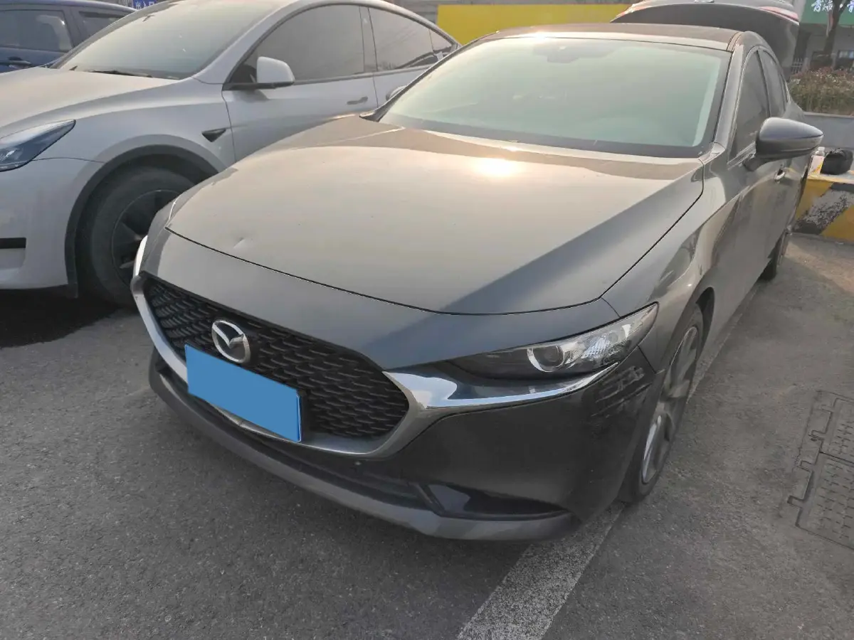 2020 Mazda 3 Axela 2.0L 158HP L4 6AT