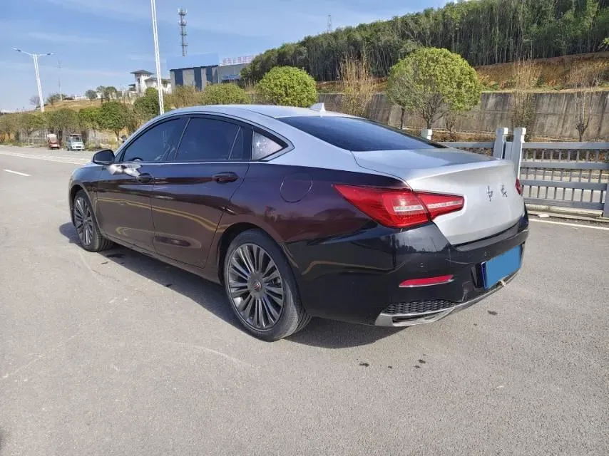 2020 HongQi H5 1.5T 169HP L4 7DCT,autocango,china used car exporter,china ev exporter,chinese used car exporter,chinese used ev exporter