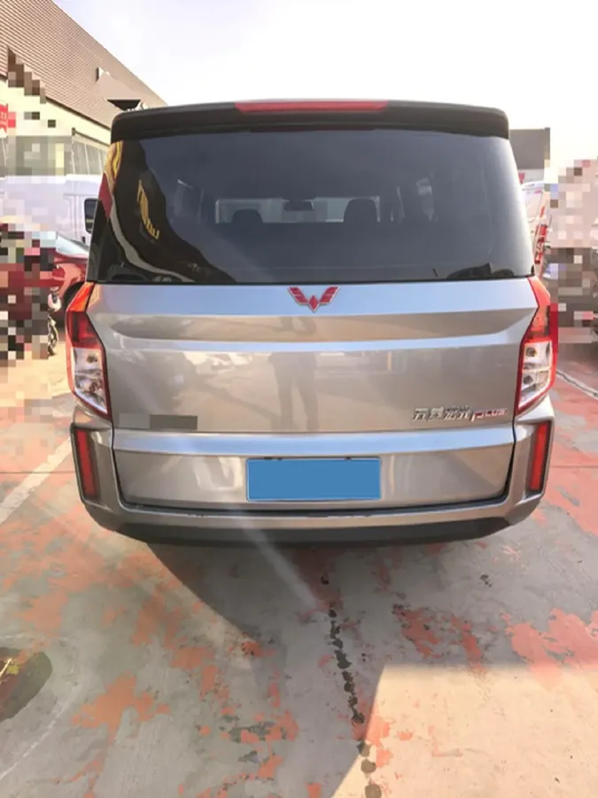 2019 Venucia M50V 1.5L 112HP L4 5MT,autocango,china used car exporter,china ev exporter,chinese used car exporter,chinese used ev exporter