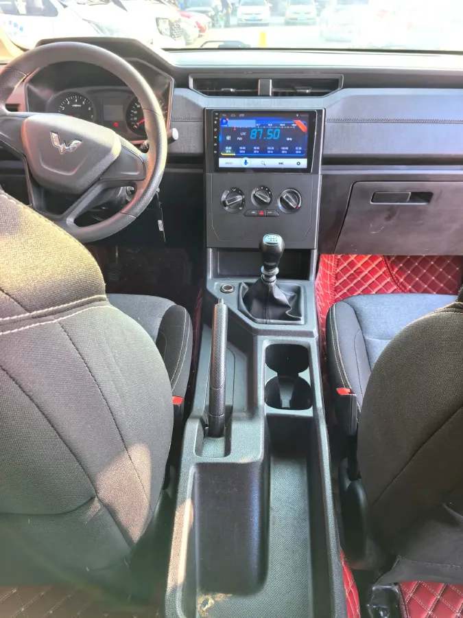 2019 Venucia M50V 1.5L 112HP L4 5MT,autocango,china used car exporter,china ev exporter,chinese used car exporter,chinese used ev exporter