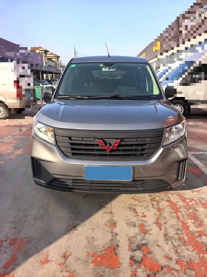 2019 Venucia M50V 1.5L 112HP L4 5MT,autocango,china used car exporter,china ev exporter,chinese used car exporter,chinese used ev exporter
