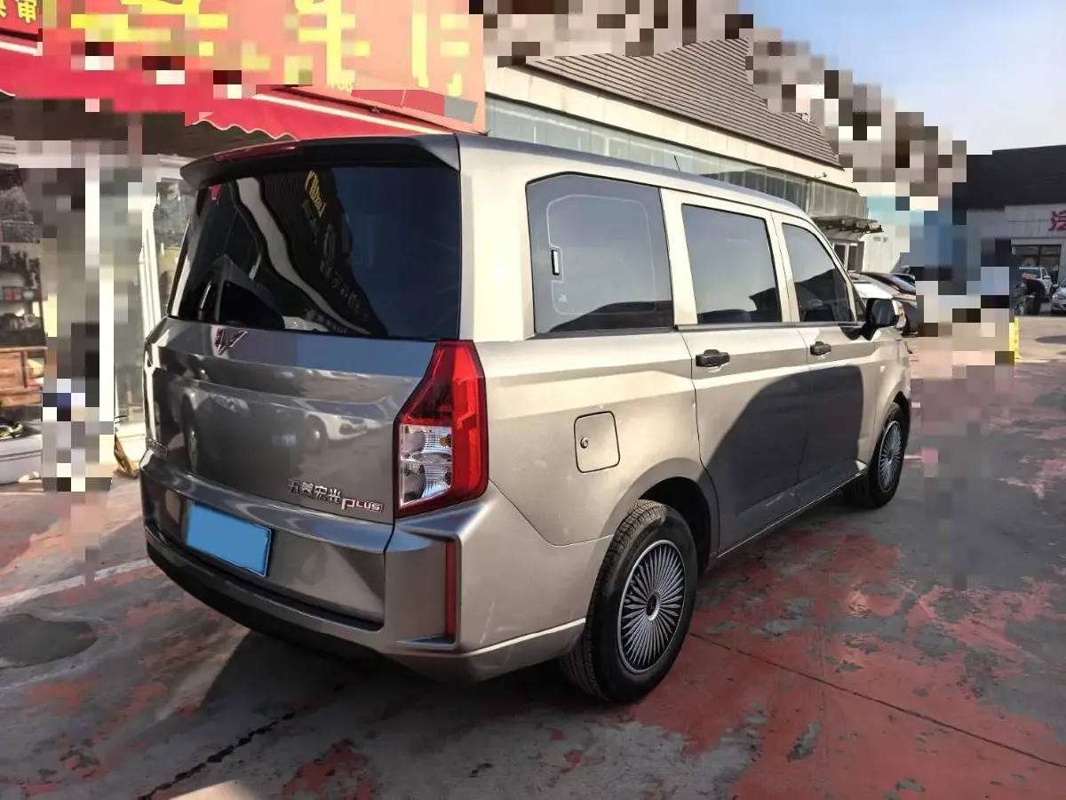 2019 Venucia M50V 1.5L 112HP L4 5MT,autocango,china used car exporter,china ev exporter,chinese used car exporter,chinese used ev exporter