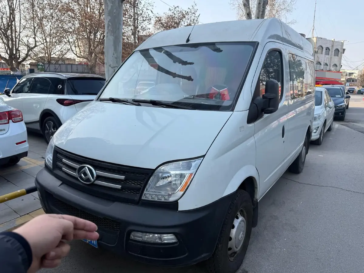 2018 HuangHai N3 2.5T 140HP L4 6MT