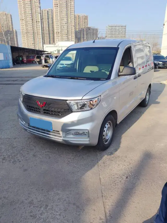 2022 WuLing HongGuang V 1.5L 99HP L4 6MT