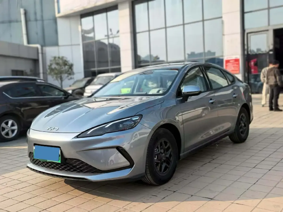 2025 BYD Seal05 DM-i 1.5L 101HP L4 E-CVT PHEV 7.68KWH