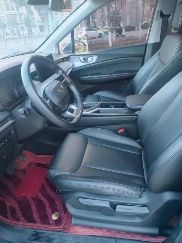 2022 Venucia T60 1.6L 126HP L4 CVT,autocango,china used car exporter,china ev exporter,chinese used car exporter,chinese used ev exporter