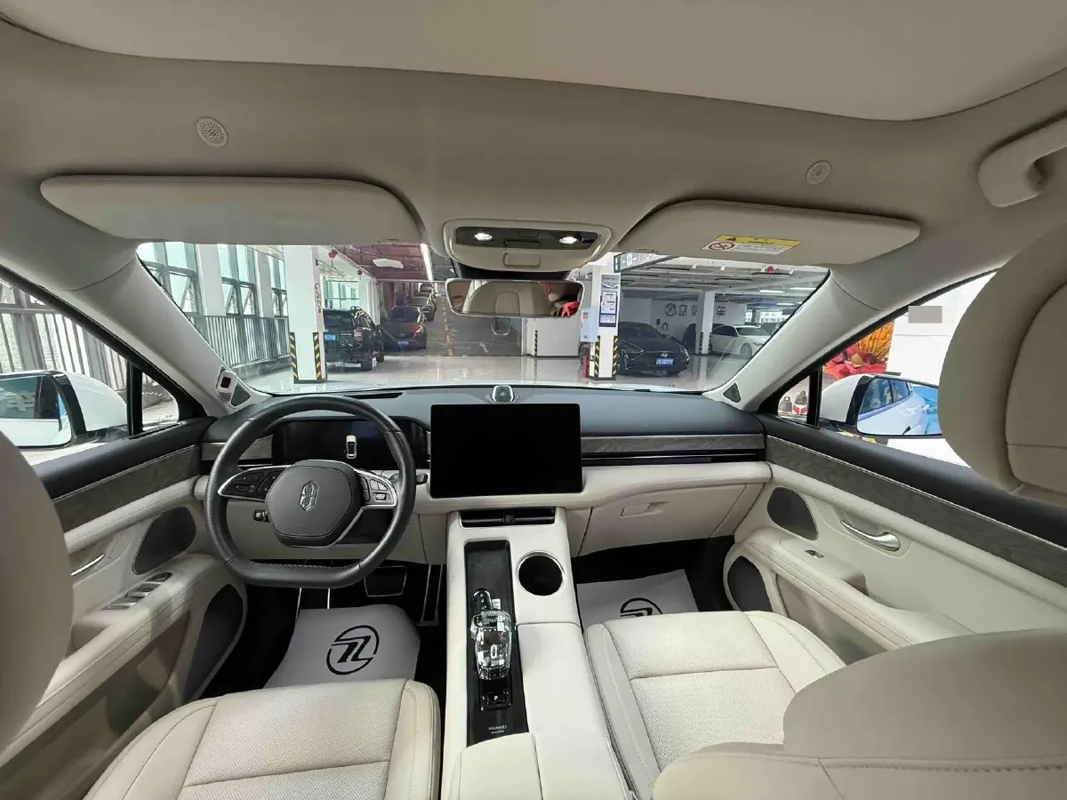 2022 JMC YuHu 7 2.0T 141HP L4 8AT,autocango,china used car exporter,china ev exporter,chinese used car exporter,chinese used ev exporter