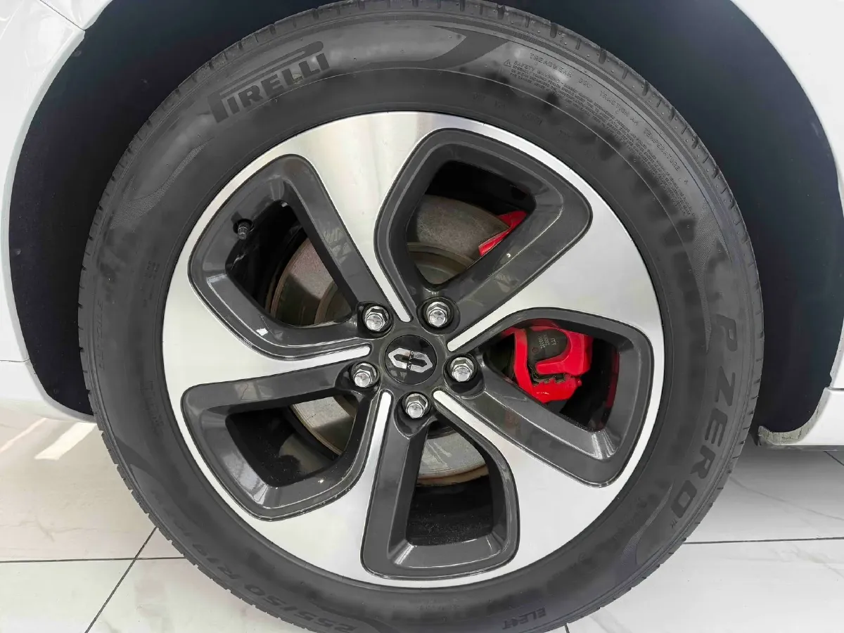 2022 JMC YuHu 7 2.0T 141HP L4 8AT,autocango,china used car exporter,china ev exporter,chinese used car exporter,chinese used ev exporter