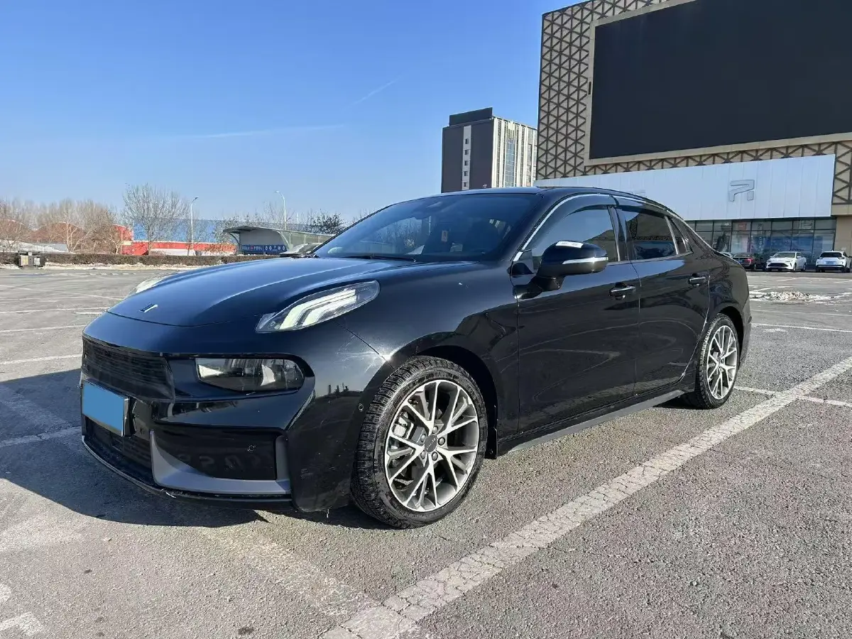 2019 LYNK&CO 01 2.0T 190HP L4 6AT