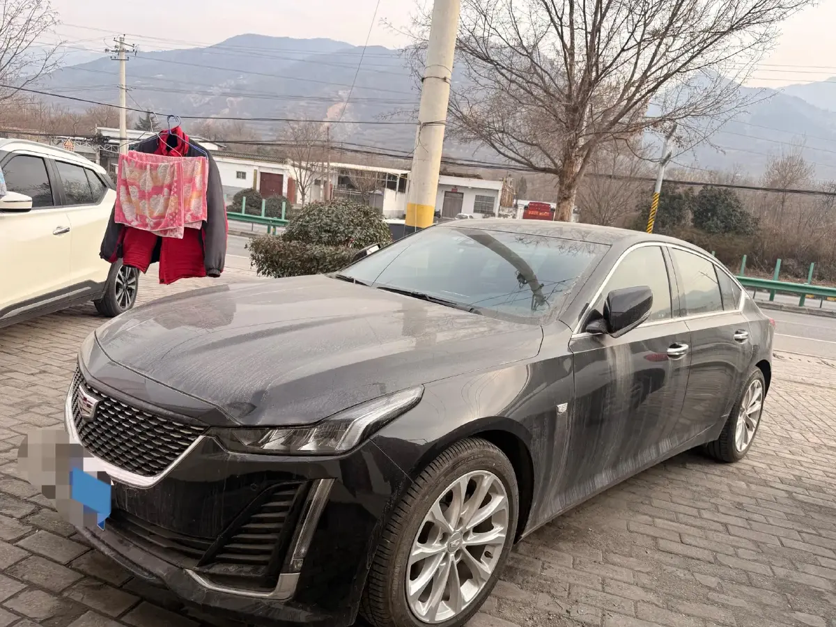 2023 Cadillac CT5 2.0T 237HP L4 10AT