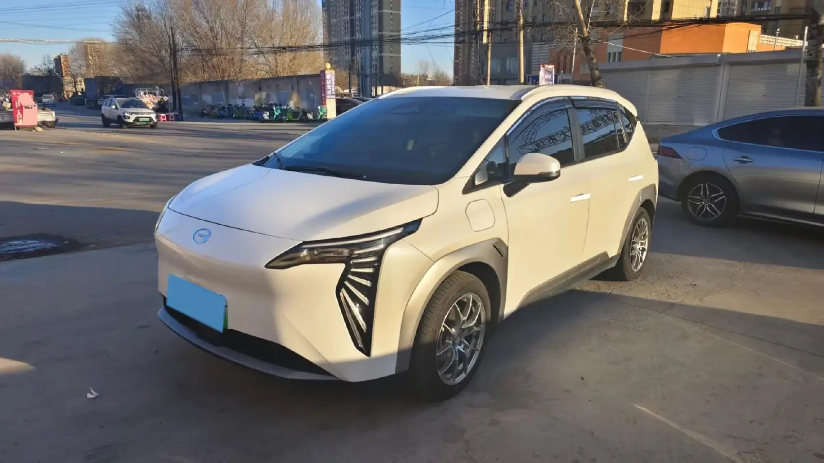 2023 Aion Y BEV 61.7KWH