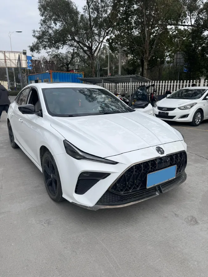 2022 MG 5 Scorpio 1.5T 181HP L4 7DCT,autocango,china used car exporter,china ev exporter,chinese used car exporter,chinese used ev exporter