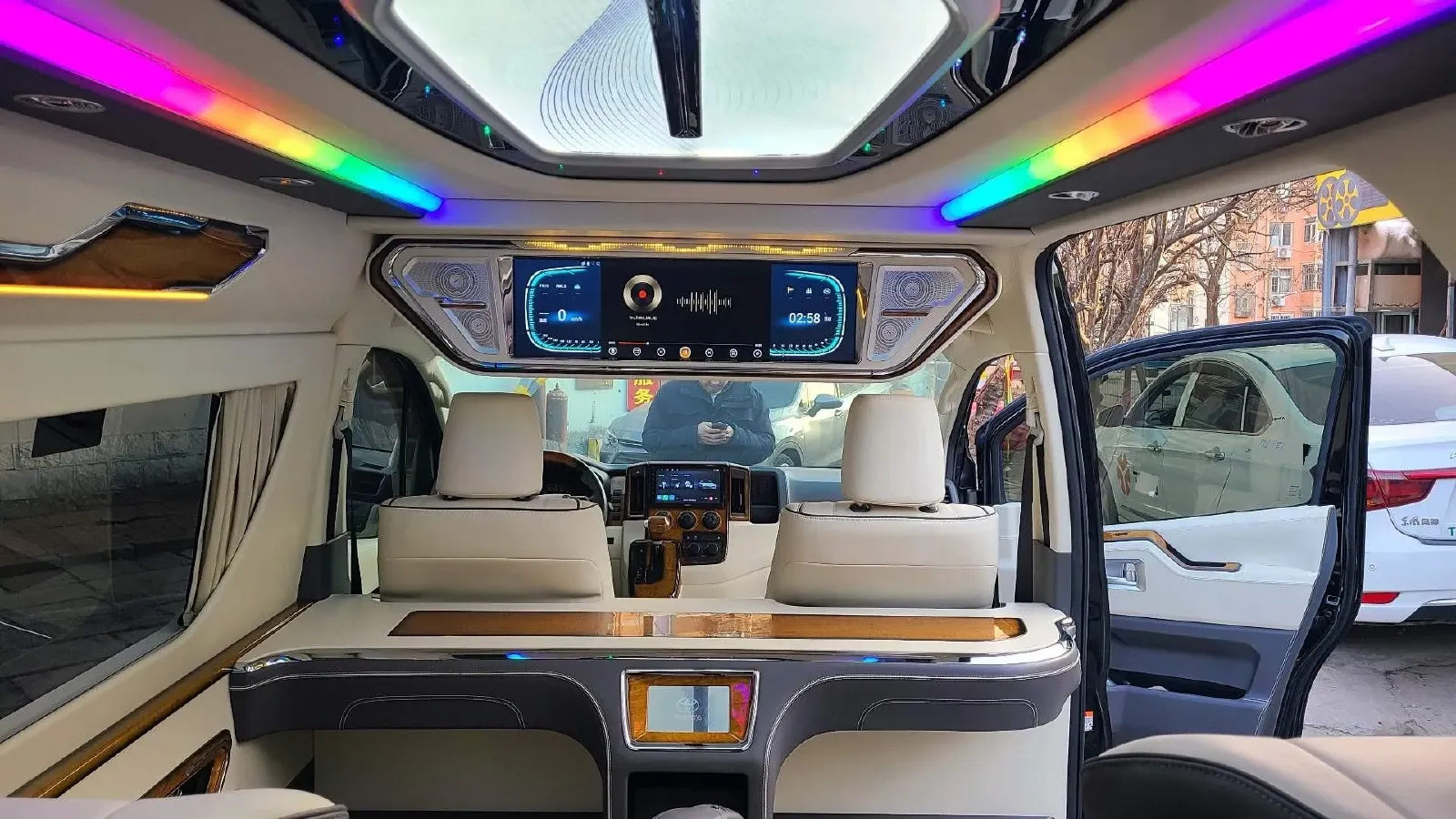 2019 Golden Dragon Sea Lion BEV 51.67KWH,autocango,china used car exporter,china ev exporter,chinese used car exporter,chinese used ev exporter