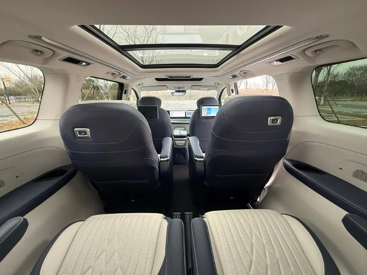 2022 MAXUS G90 2.0T 234HP L4 8AT,autocango,china used car exporter,china ev exporter,chinese used car exporter,chinese used ev exporter