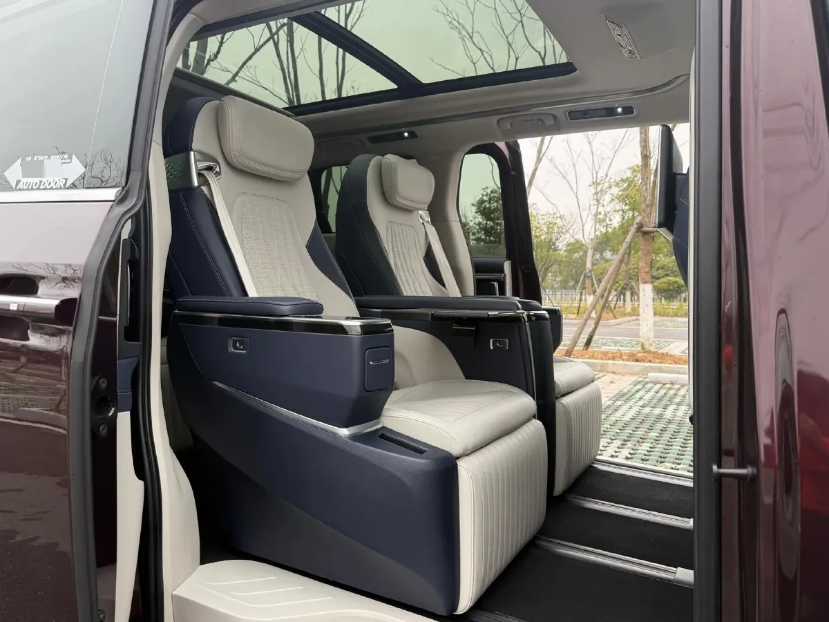 2022 MAXUS G90 2.0T 234HP L4 8AT,autocango,china used car exporter,china ev exporter,chinese used car exporter,chinese used ev exporter