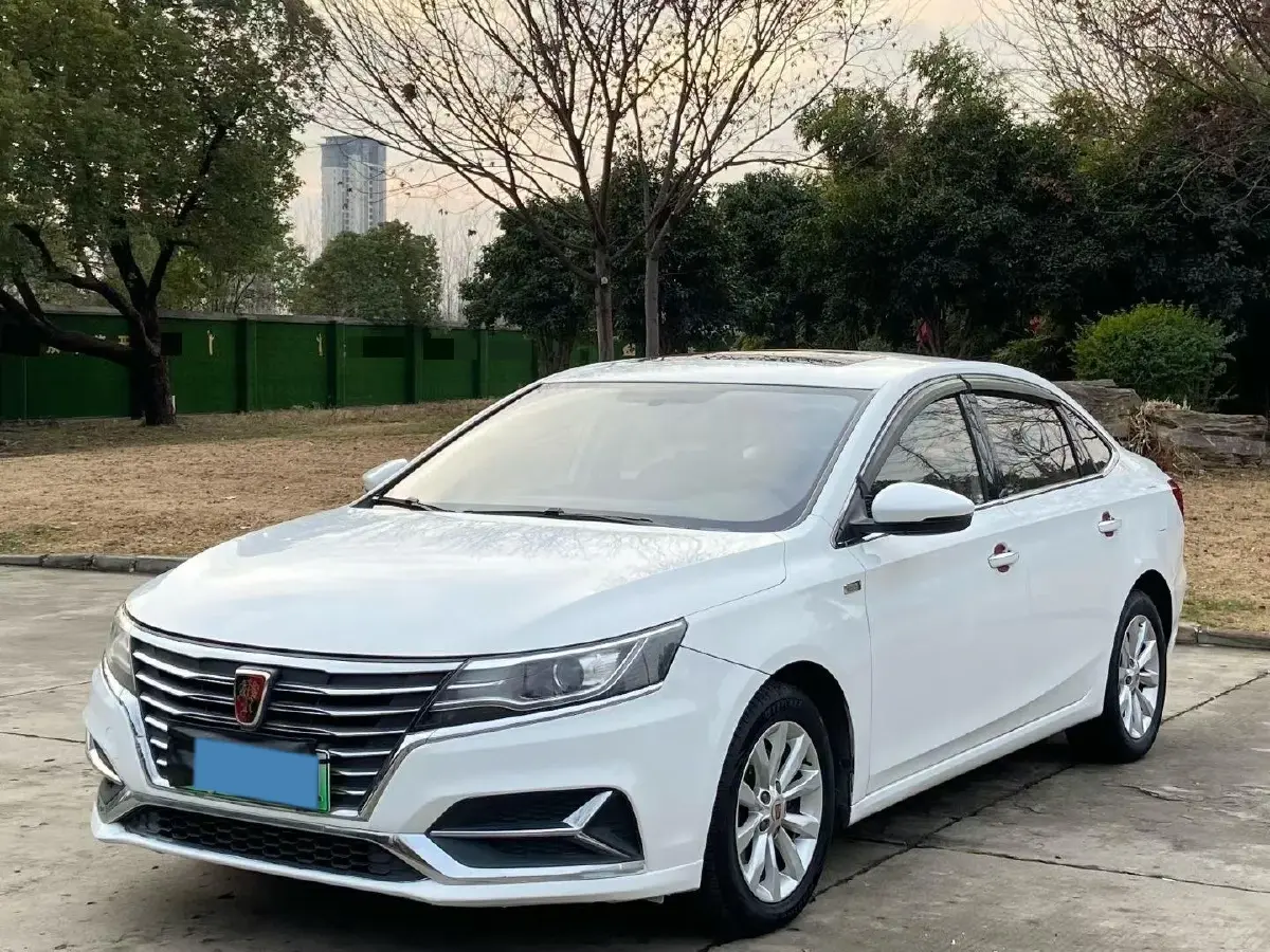 2017 Roewe i6 1.0T 125HP L3 2AT PHEV