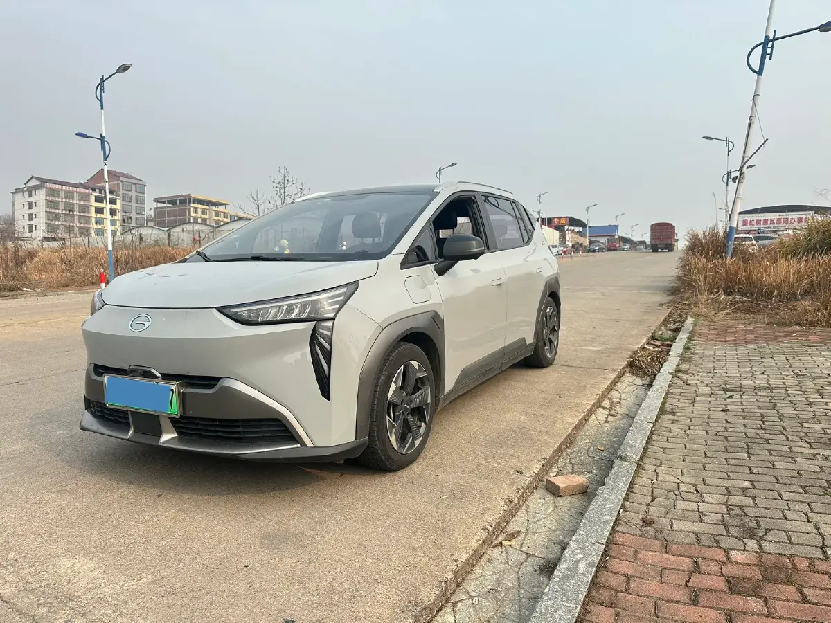 2022 Aion Y BEV 63.98KWH