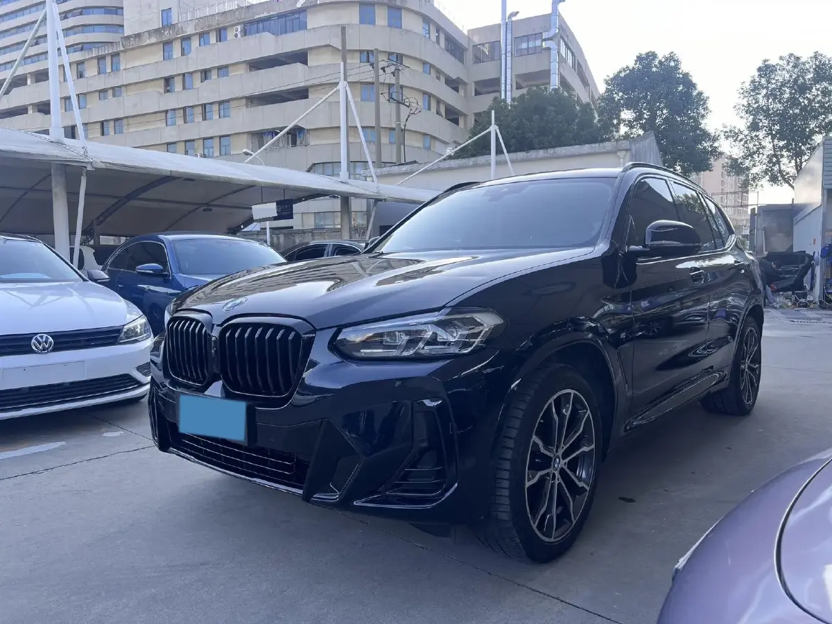 2022 BMW X3 2.0T 252HP L4 8AT