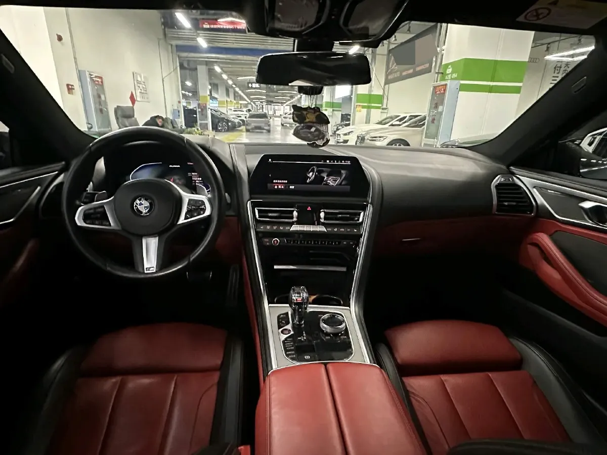 2019 BMW 8 Series 3.0T 340HP L6 8AT,autocango,china used car exporter,china ev exporter,chinese used car exporter,chinese used ev exporter