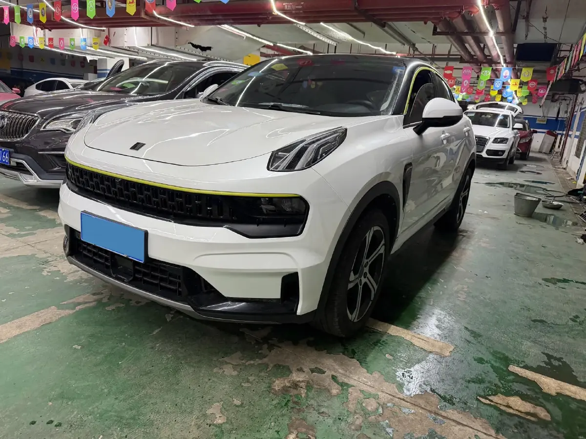 2020 LYNK&CO 05 2.0T 254HP L4 8AT