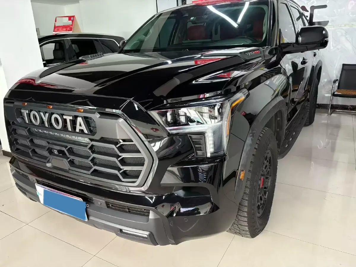 2023 HongQi H5 1.8T 197HP L4 8AT