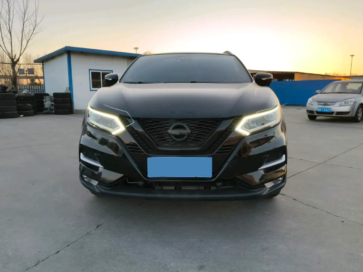2022 Nissan Qashqai 2.0L 151HP L4 CVT,autocango,china used car exporter,china ev exporter,chinese used car exporter,chinese used ev exporter