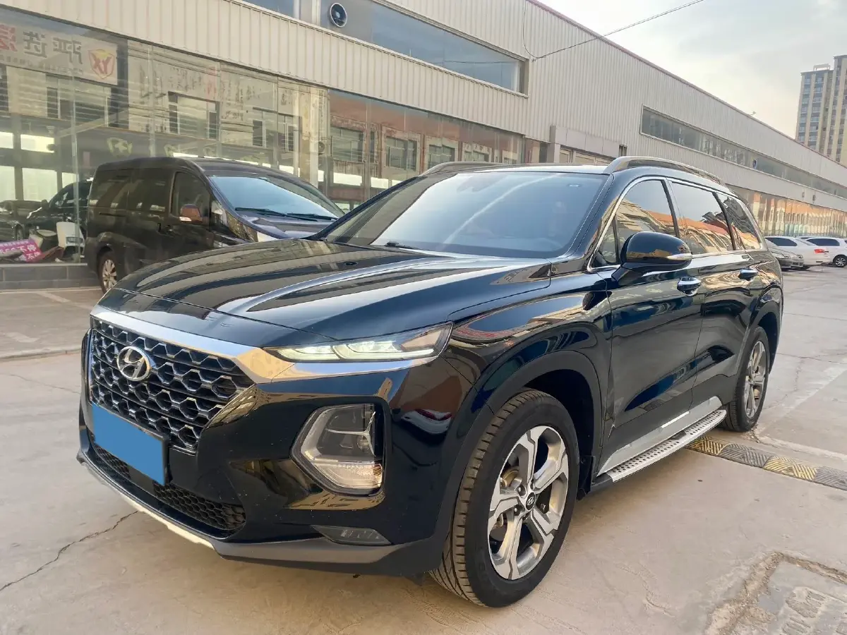 2019 Hyundai Santafe 2.0T 230HP L4 8AT